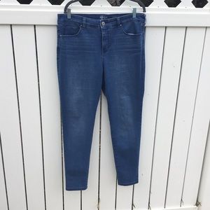 NWT SOHO New York Co Pull-on Legging Jeans…
